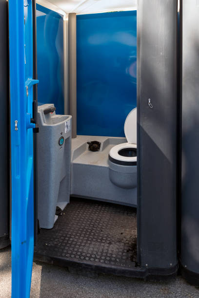 Best High-end porta potty rental  in Hewlett Harbor, NY