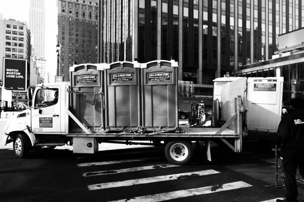 Best Portable toilet rental cost  in Hewlett Harbor, NY